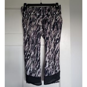 Under Armour Crop Leggings